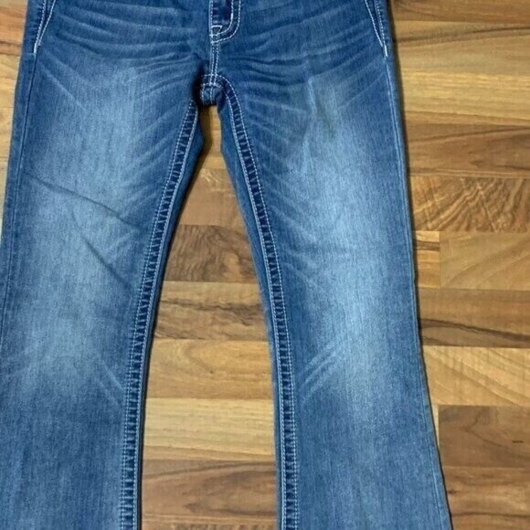 Miss Me Signature Bootcut Jean Low Rise Embroidered Beaded Denim Pant 30" - Picture 6 of 16